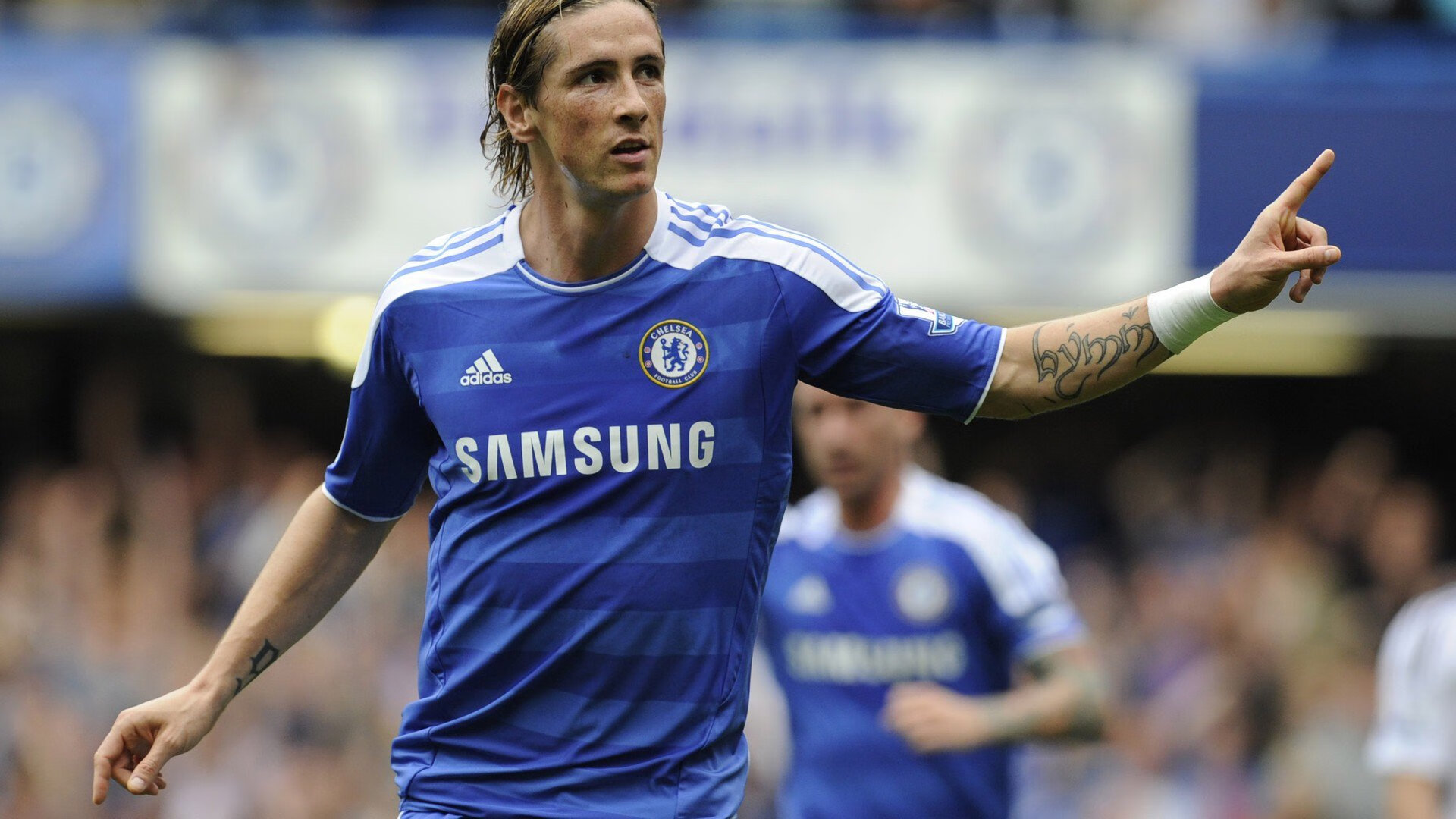 科斯用坚持和努力书写辉煌篇章，科斯的书